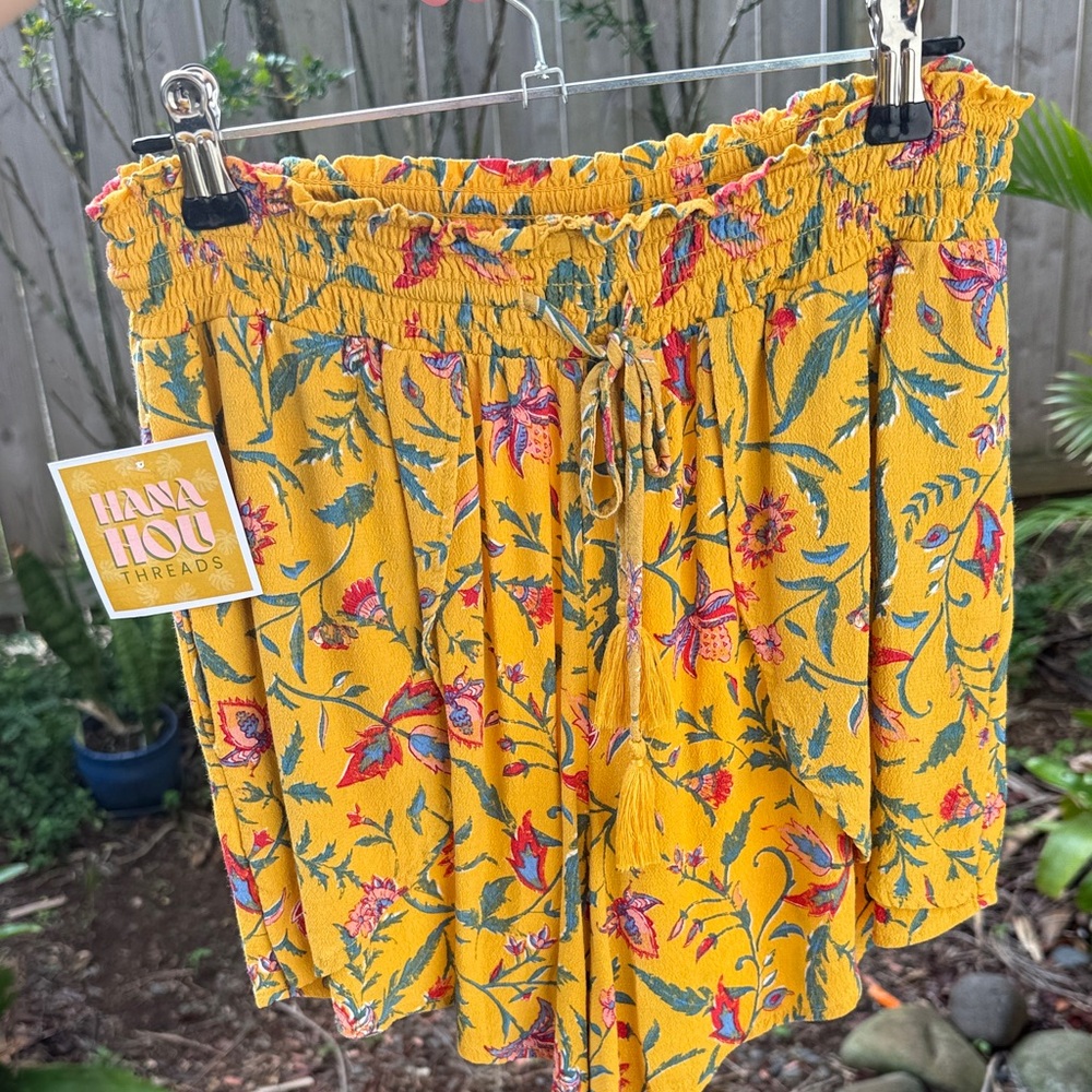Max floral shorts XS‎